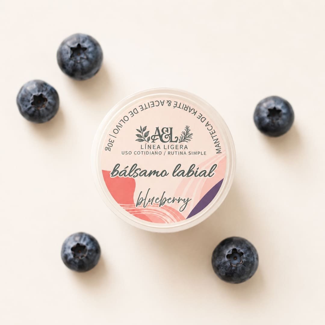 Bálsamo labial blueberry ligero - Imagen 3